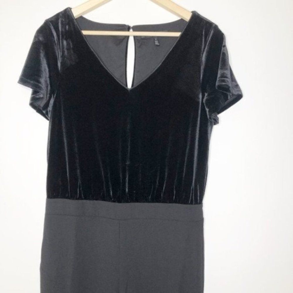 WHITE HOUSE BLACK MARKET VELVET BODICE JUMPSUIT  - Picture 2 of 8